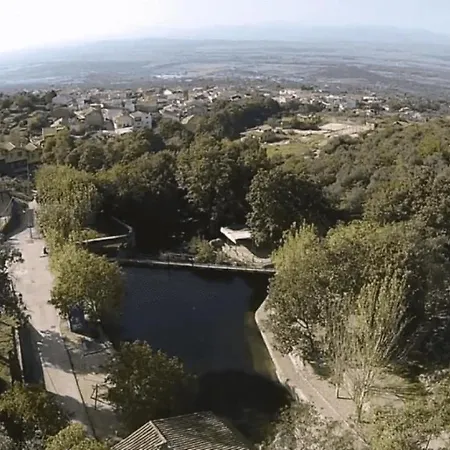Arbequina-piscina Natural A 100 Metros Kır Evi *